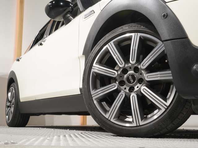 MINI COOPER D CLUBMAN