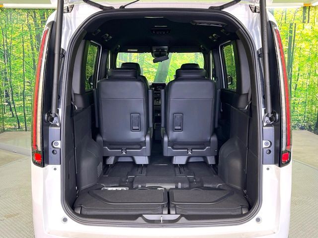 STEPWAGON e:HEV SPADA