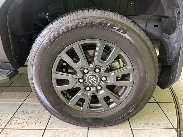 LANDCRUISER 250