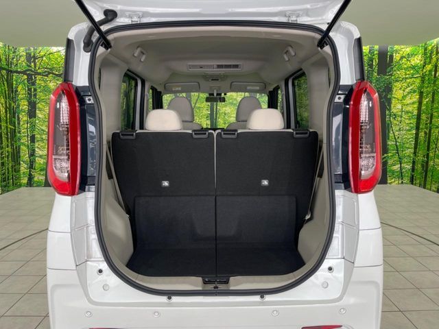 eK SPACE 4WD