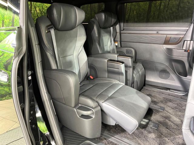 ALPHARD hybrid