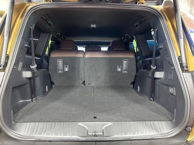 LANDCRUISER 250