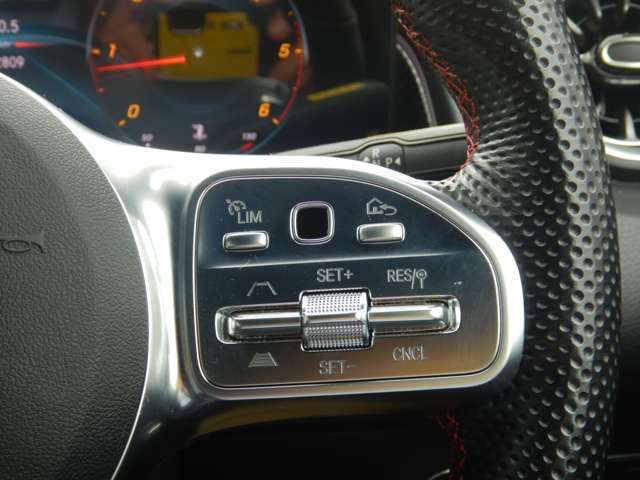 MERCEDES BENZ GLB