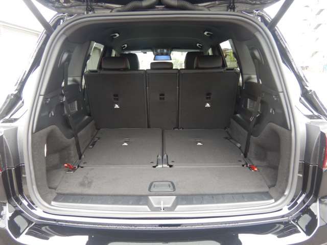 MERCEDES BENZ GLB