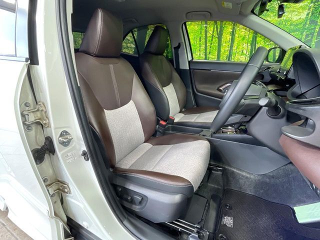 YARIS CROSS