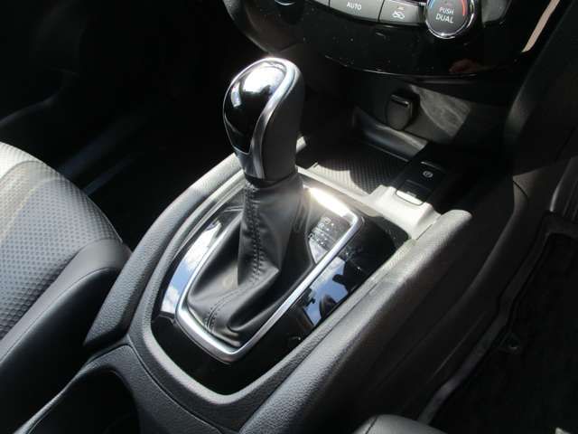 X-TRAIL 4WD