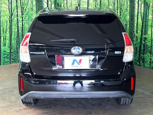 PRIUS Alpha