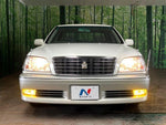CROWN sedan