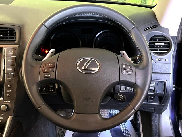 LEXUS IS250C