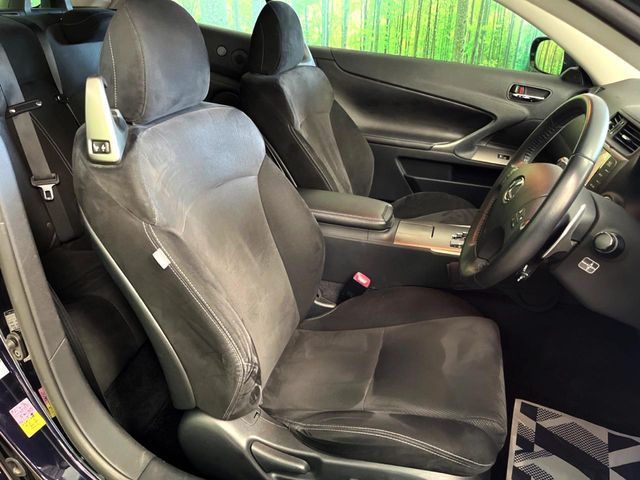 LEXUS IS250C