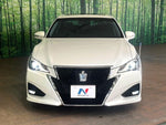 CROWN sedan hybrid