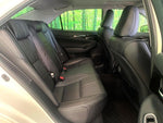 CROWN sedan hybrid