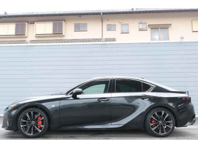 LEXUS IS300h