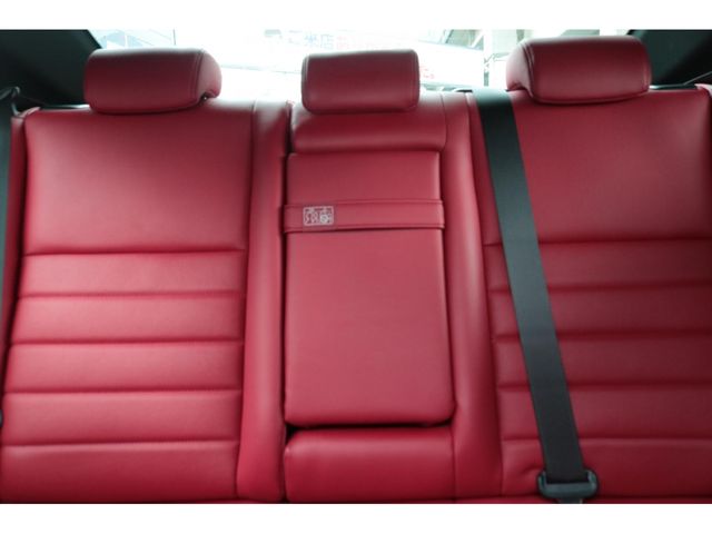 LEXUS IS300h