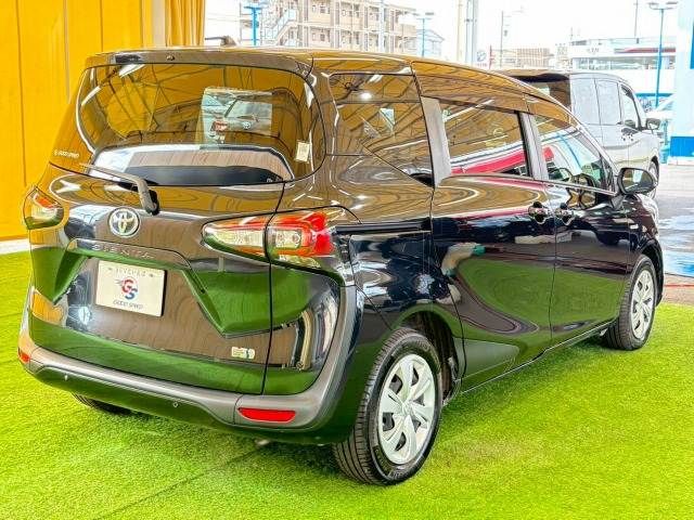 SIENTA HYBRID