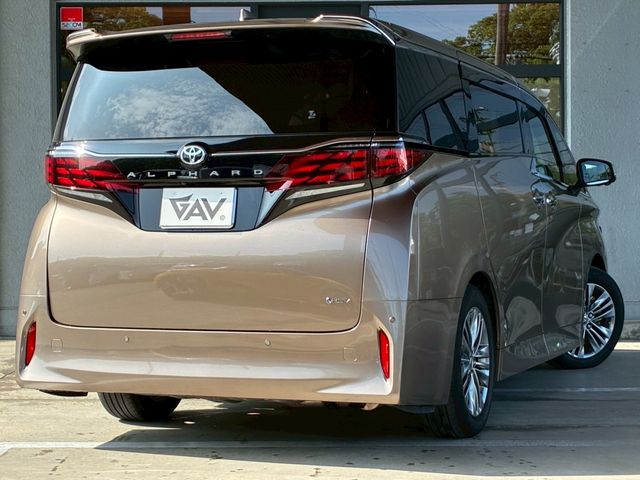 ALPHARD hybrid
