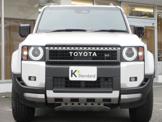 LANDCRUISER 250