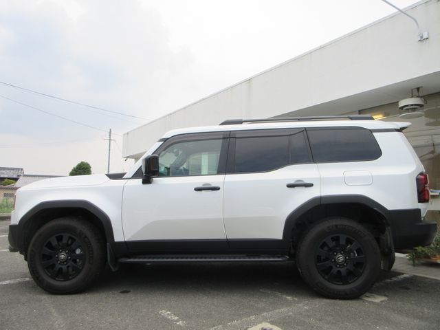 LANDCRUISER 250