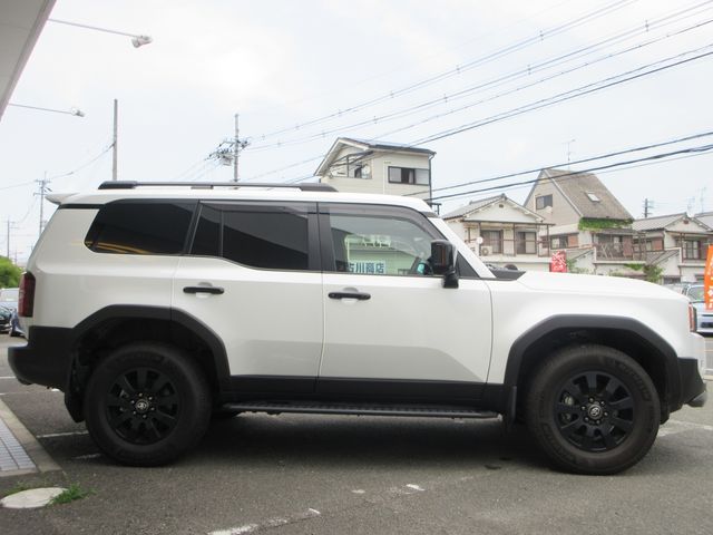 LANDCRUISER 250