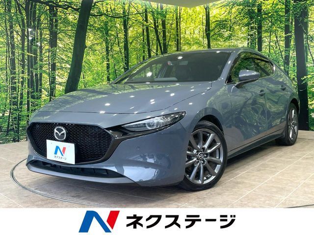 MAZDA3 FASTBACK