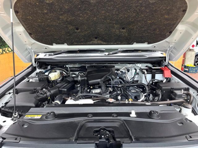 LANDCRUISER 250