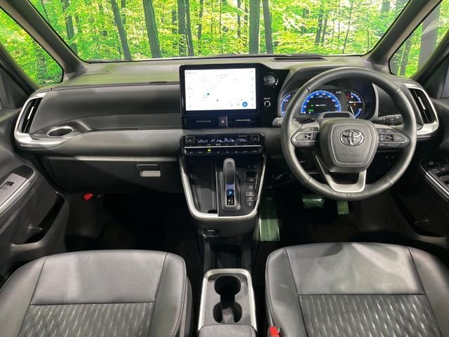 NOAH HYBRID 4WD