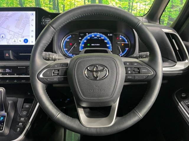 NOAH HYBRID 4WD
