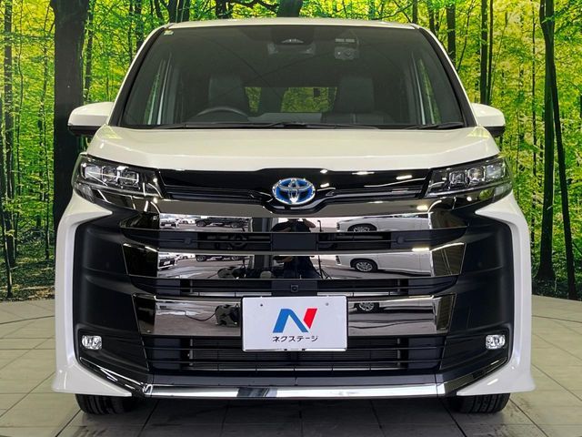 NOAH HYBRID 4WD
