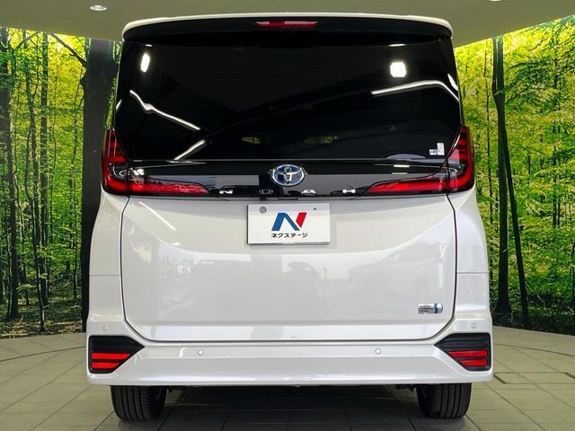 NOAH HYBRID 4WD