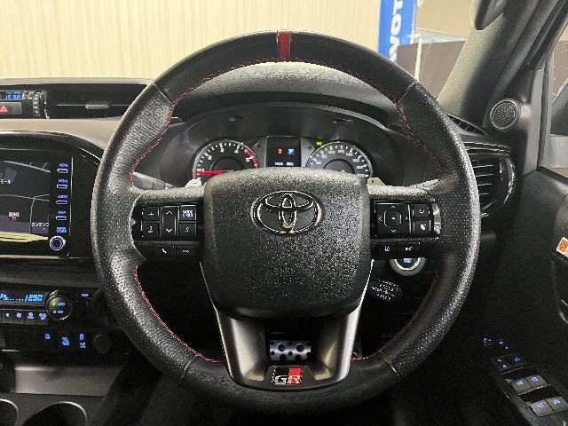 HILUX 4WD
