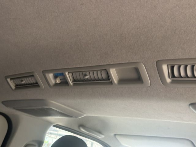 HIACE van 2WD