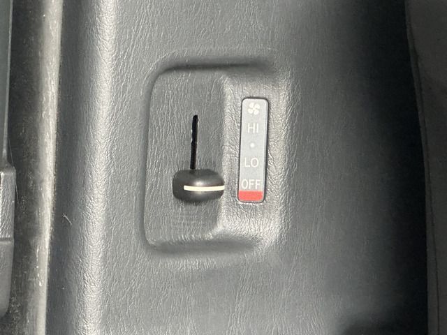 HIACE van 2WD