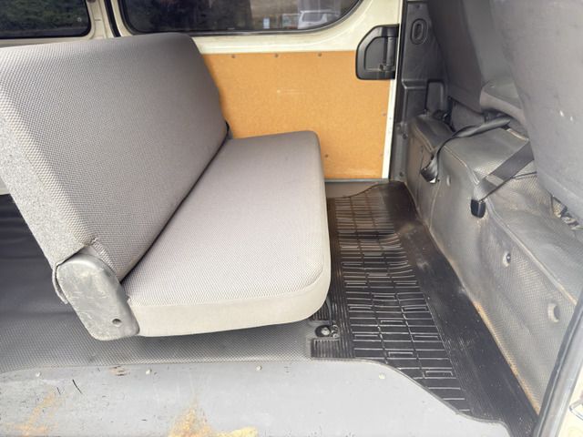 HIACE van 4WD