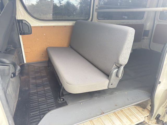 HIACE van 4WD