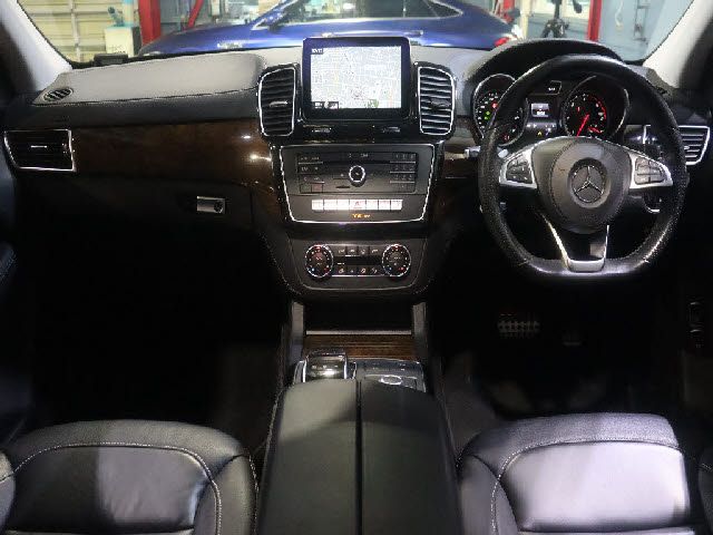 MERCEDES BENZ GLS class