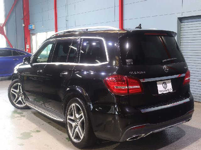 MERCEDES BENZ GLS class