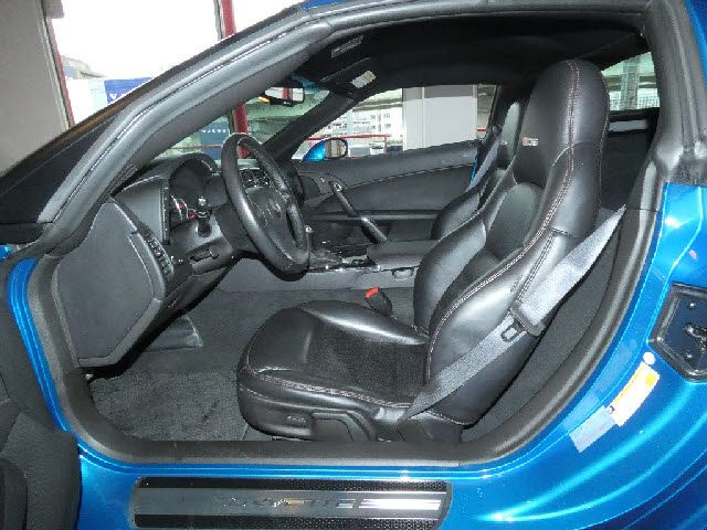 CHEVROLET CORVETTE COUPE