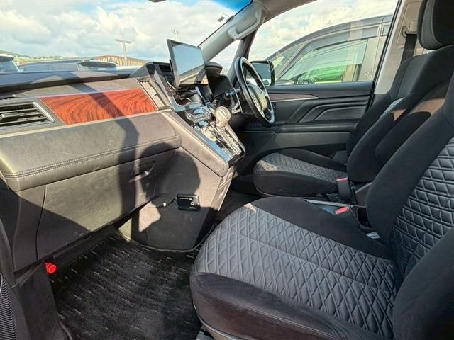 DELICA D:5 4WD