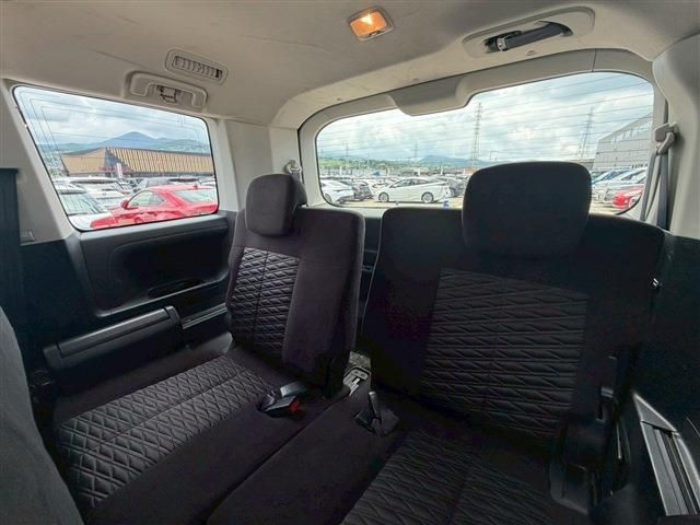 DELICA D:5 4WD
