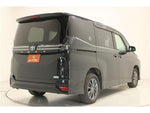 VOXY HYBRID 4WD