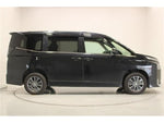 VOXY HYBRID 4WD