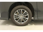 VOXY HYBRID 4WD