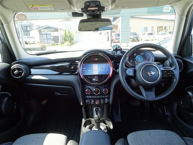 MINI COOPER D 5DOOR