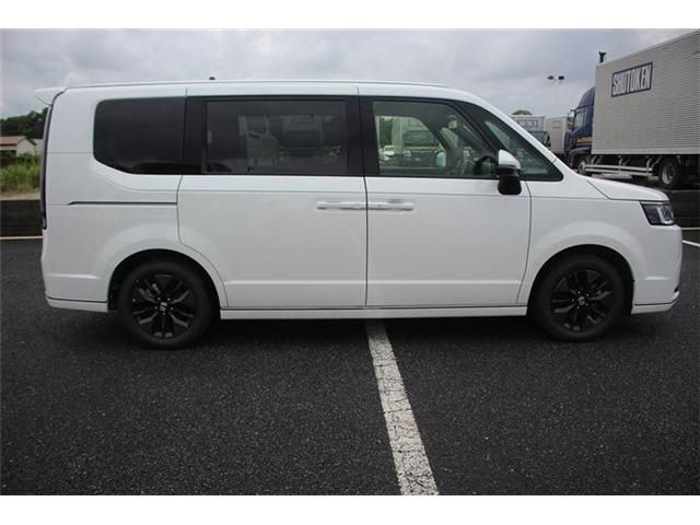 STEPWAGON SPADA 4WD