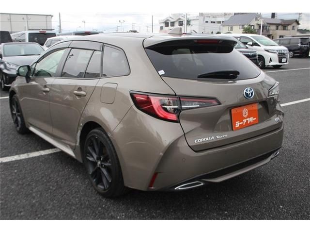 COROLLA TOURING HYBRID