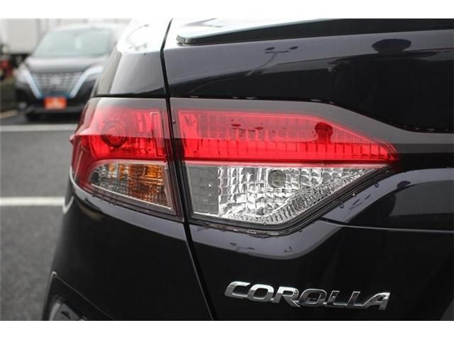 COROLLA sedan HYBRID