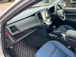 CROWN sedan