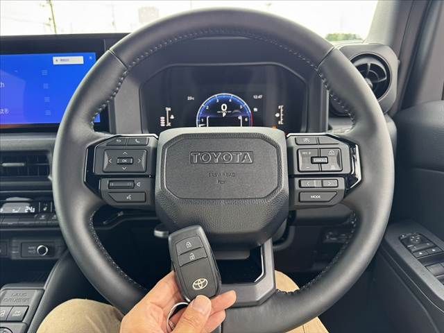 LANDCRUISER FJ