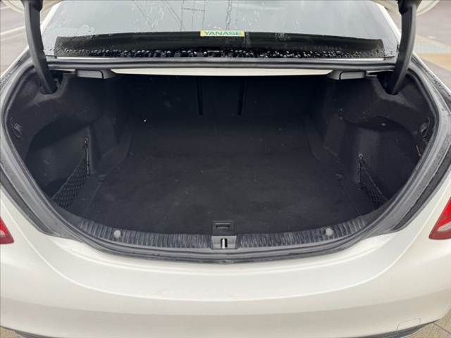 MERCEDES BENZ C class sedan