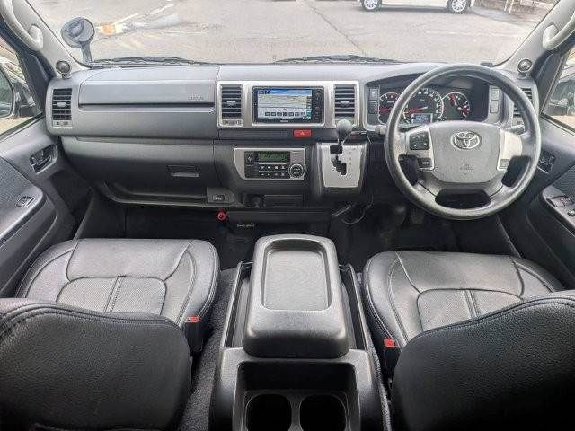 HIACE van 4WD
